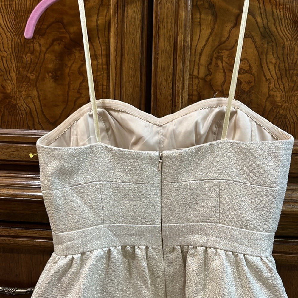 Wedding / evening wear Aqua brand strapless metallic dress , size 4 - Picture 3 of 9